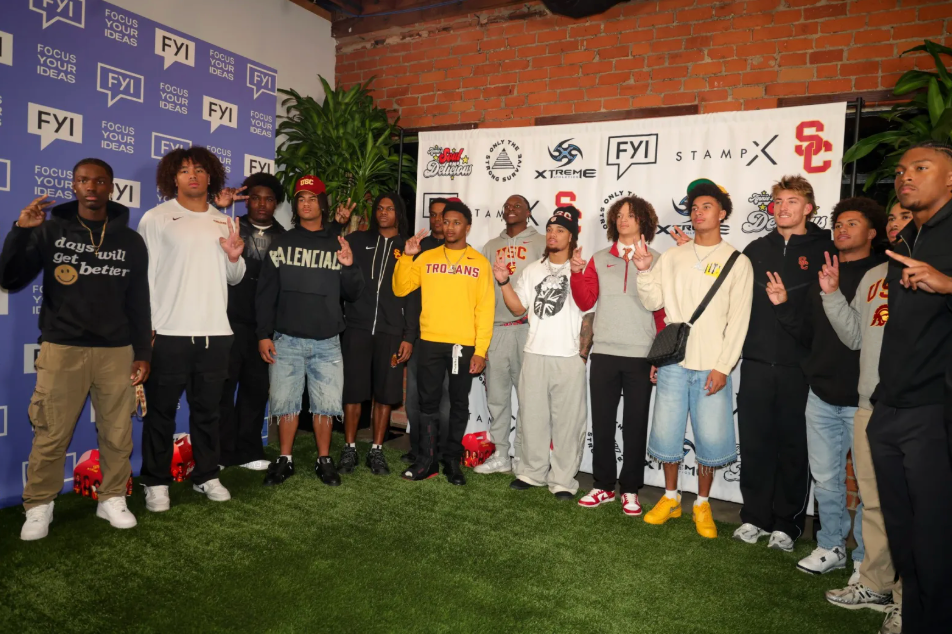 Future USC football players get a new-era education in opportunity